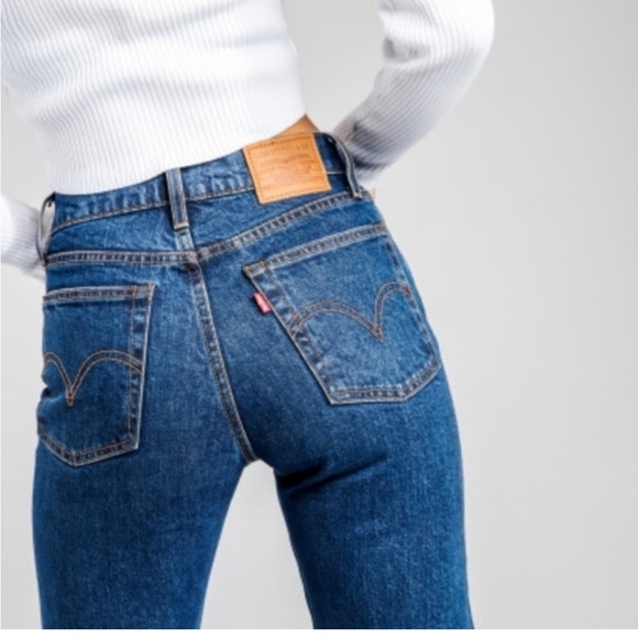 Levi’s wedgie straight 24x26 - Picture 4 of 7